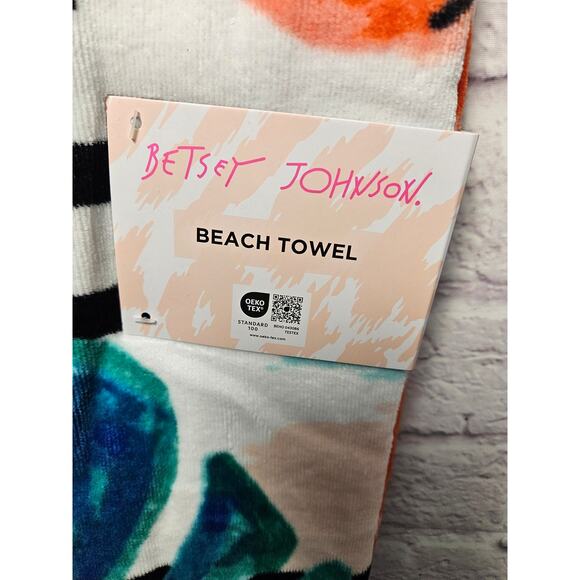 Betsey Johnson‎ NWT Beach Towel "Island Vibes" 100% Cotton 36 x 68 - Picture 4 of 6